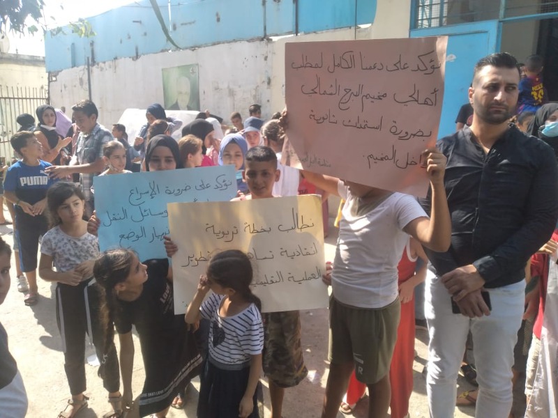 "مجد" تنظم اعتصام لطلاب الأونروا في مخيم عين الحلوة