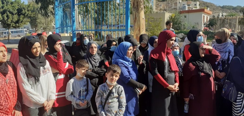 اعتصام حاشد لفصائل منظمة التحرير الفلسطينية للجان الشعبية في منطقة صيدا امام مركز تدريب سبلين التابع لوكالة الاونروا