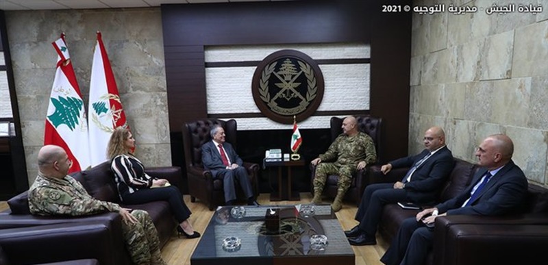 قائد الجيش استقبل السفير السوري في لبنان