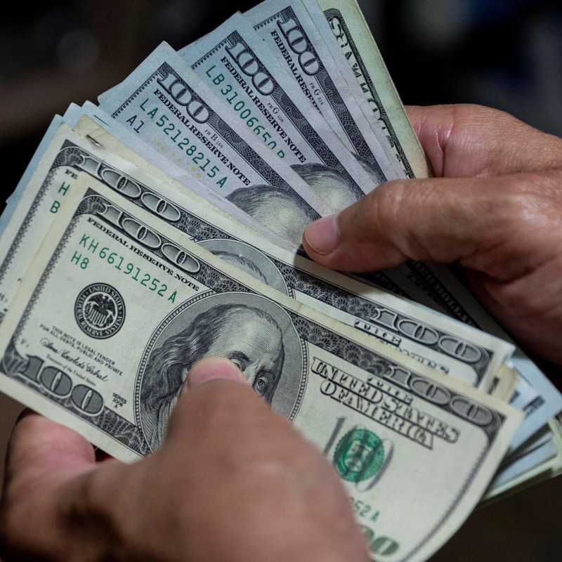 كيف أقفل دولار السوق السوداء مساء اليوم؟