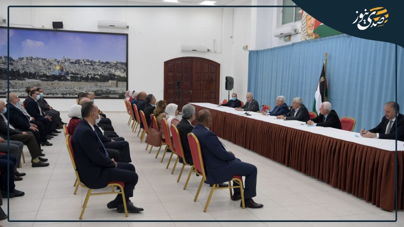 الرئيس عباس يستقبل أمناء سر وأعضاء أقاليم حركة "فتح" في لبنان ومصر وسوريا