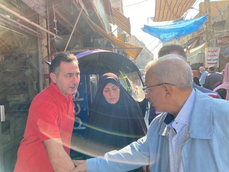 النائب سعد خلال جولة في سوق صيدا التجاري يؤكد على مواصلة النضال دفاعاً عن حق المواطن بالعيش الكريم