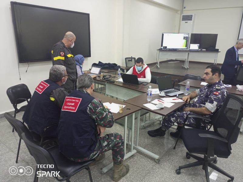 مناورة لغرفة عمليات الكوارث جنوباً باشراف خبراء فرنسيين قاربت احداثها اندلاع حريق