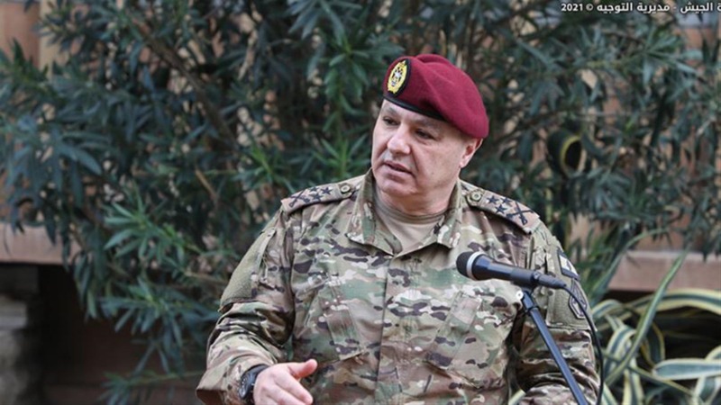قائد الجيش: صمود عسكريينا أمام الأزمة أولوية بالنسبة إلينا