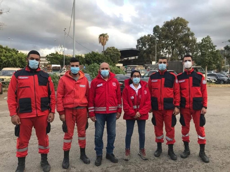 حملة ميدانية لإعطاء لقاح فايزر لعمال سوق الفواكه والخضار في مدينة صيدا