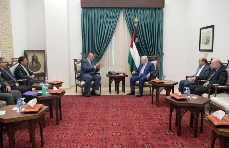 الرئيس عباس يستقبل رئيس ديوان الخدمة المدنية الأردني