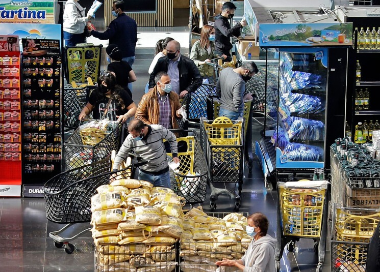 أسعار مواد الغذاء في 2022.. توقعات باستمرار "الغلاء الفاحش"