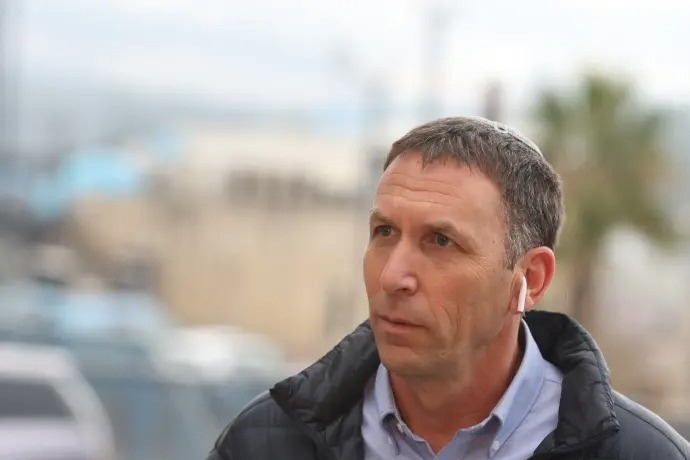 اعتقال إسرائيلي هدد بقتل وزير الأديان كهانا