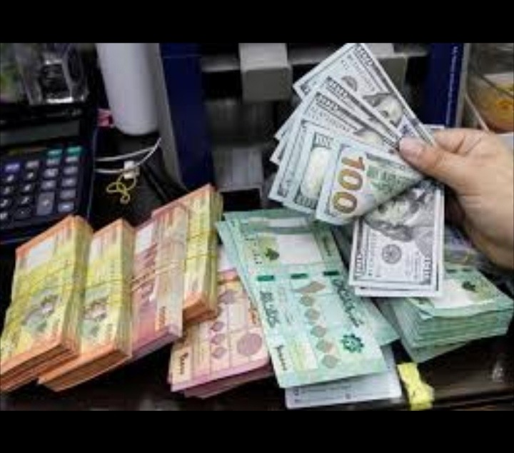 رقم قياسي جديد لدولار السوق السوداء في لبنان!