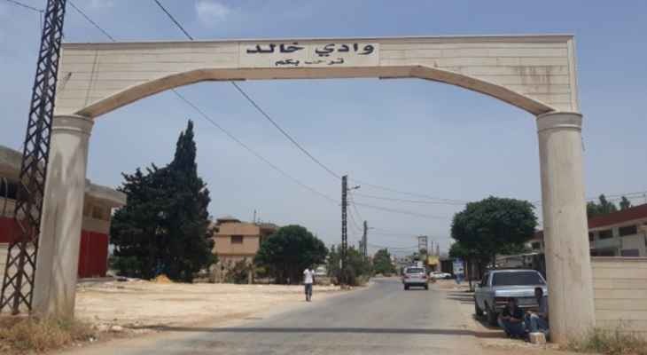 جريح بانفجار لغم أرضي في منطقة وادي خالد عند الحدود اللبنانية السورية