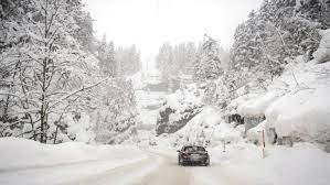 الطرقات المقطوعة بسبب الثلوج