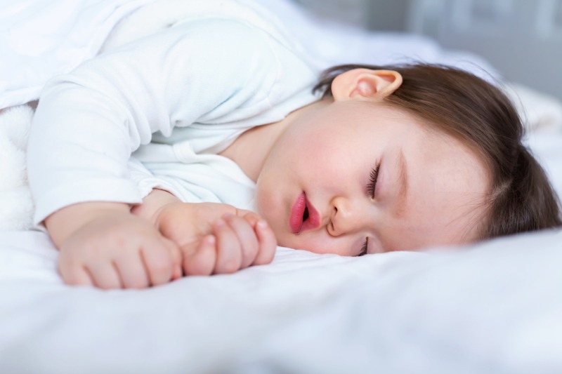 نمو الأطفال... مرتبط بالنوم