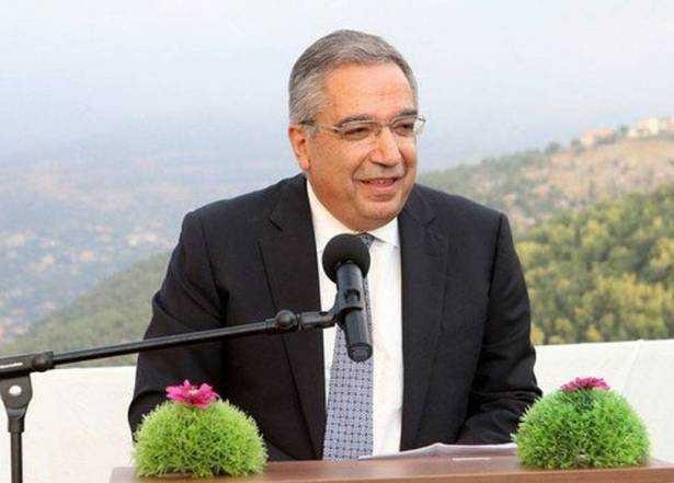الزعني: أمامنا تحديات كثيرة.. وسنعمل على تخفيف الأعباء وفتح أسواق أمام منتجاتنا الصناعية!