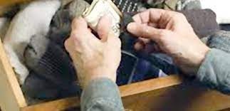 في هذه البلدة..سرقوا 3 آلاف دولار