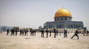 الرئيس ميشال عون إستنكر الاعتداءات على المسجد الاقصى والمصلّين