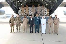الجيش اللبناني تسلم 70 طنا من المواد الغذائية مقدمة من قطر