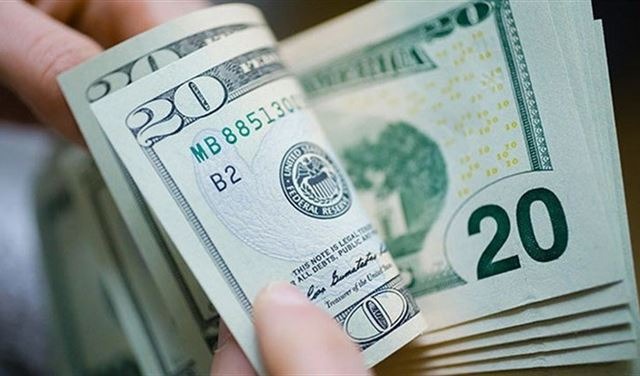 كيف افتتح  سعر دولار السوق السوداء صباح اليوم