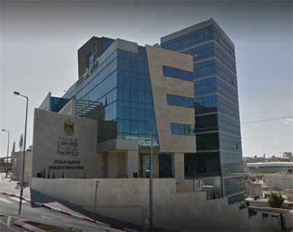 الخارجية الفلسطينية: بينيت يتحمل المسؤولية المباشرة عن عودة التصعيد في الأقصى