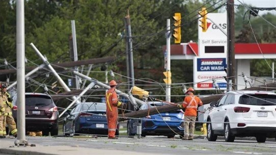 قتلى وانقطاع الكهرباء جراء عاصفة في مقاطعة كنديّة