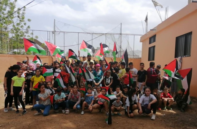 علم فلسطين يزين المخيمات الفلسطينية في لبنان