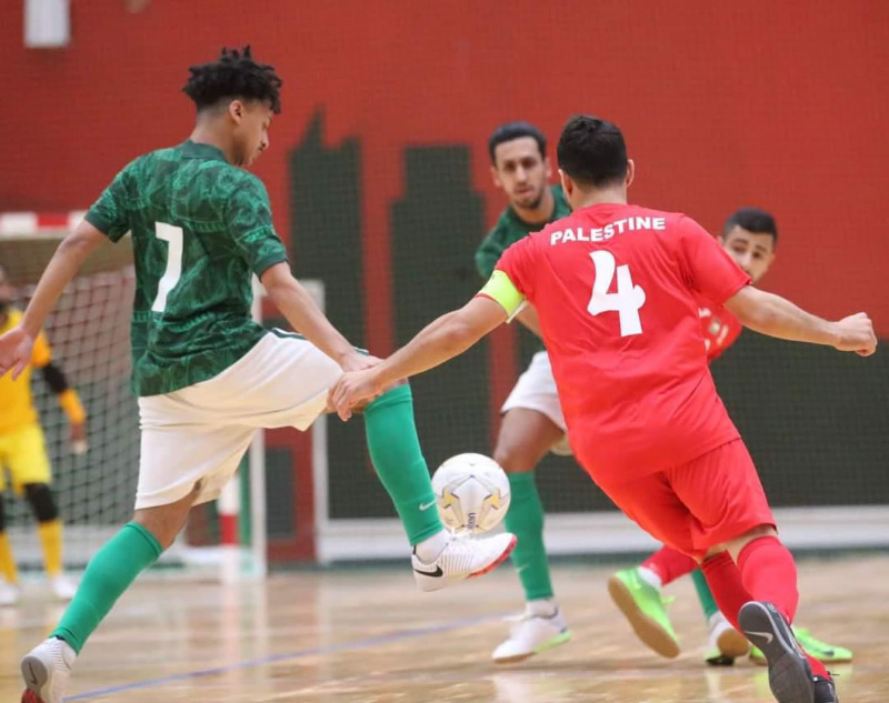المنتخب السعودي يقتنص الفوز أمام فدائي الصالات (٢-١) في افتتاح مشواره ببطولة غرب آسيا الرابعة