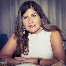 القصيفي يستنكر لما تعرضت له الصحافية نوال نصر