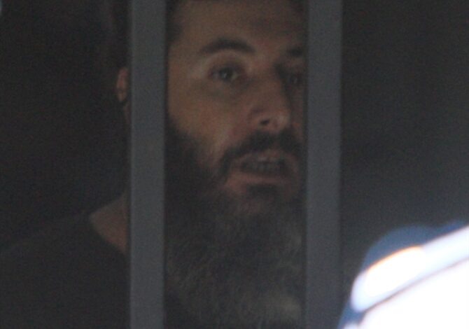 المودع بسام الشيخ حسين يبدأ إضراباً عن الطعام ويهدّد بشنق نفسه