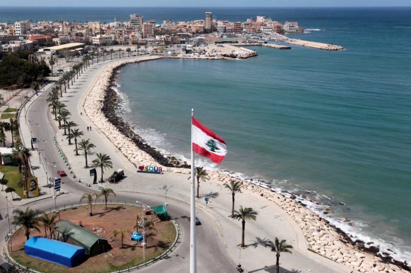 آل فرج في صور تحت سقف القانون