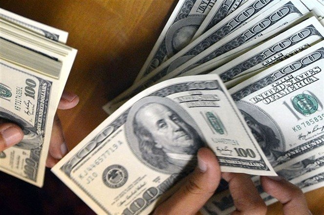 سعر صرف الدولار صباحا في السوق الموازية؟