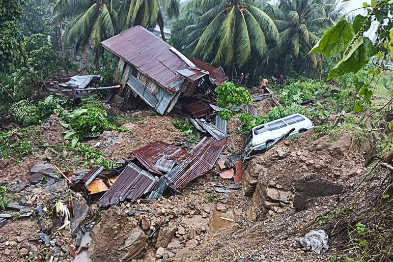 ارتفاع حصيلة ضحايا الفيضانات وانزلاقات التربة مدارية في جنوب الفيليبين إلى 67