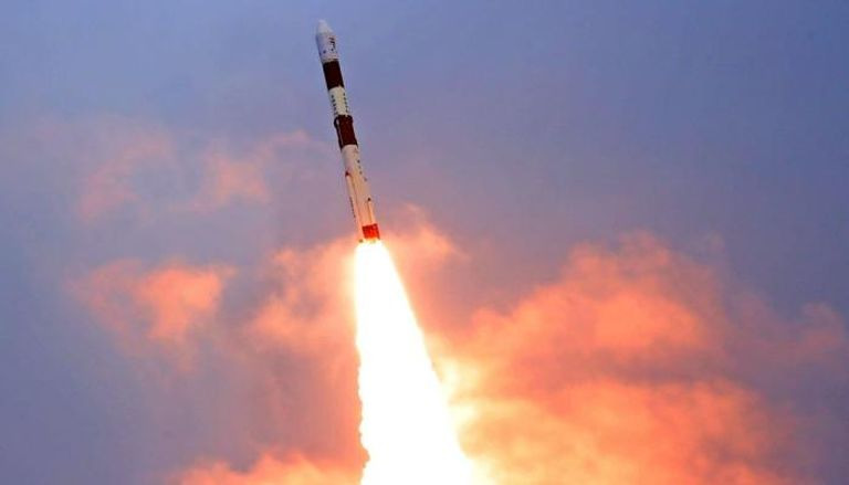 الهند تطلق بنجاح أول صاروخ للفضاء.. سرعته 5 أضعاف سرعة الصوت