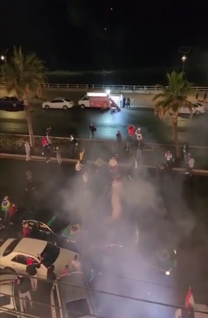 بالفيديو.. إحتفالات في صيدا بعد فوز البرازيل على صربيا