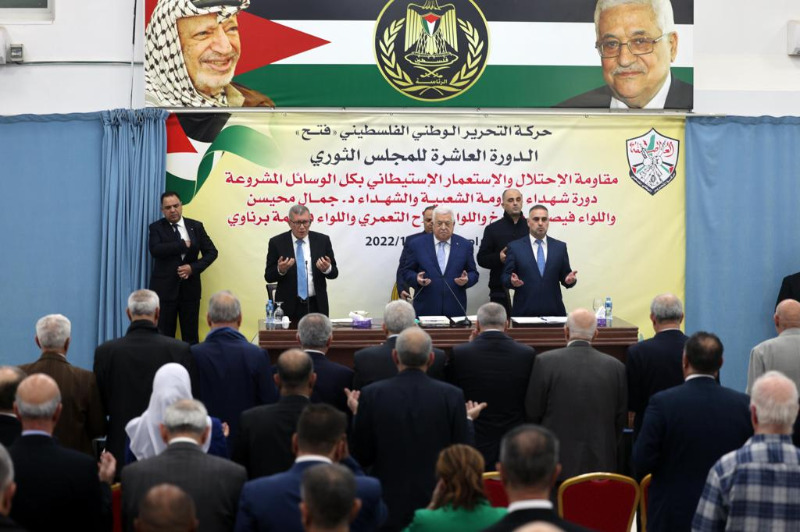 الرئيس عباس في "ثوري فتح": نحن في مرحلة غاية بالدقة والصعوبة نتيجة للمتغيرات بالمنطقة والعالم
