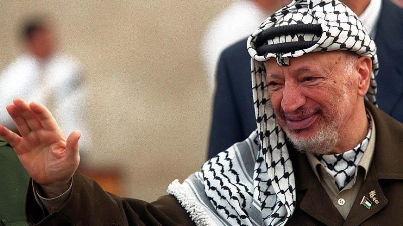 الشهيد الرئيس ياسر عرفات جعل من فلسطين ايقونة
