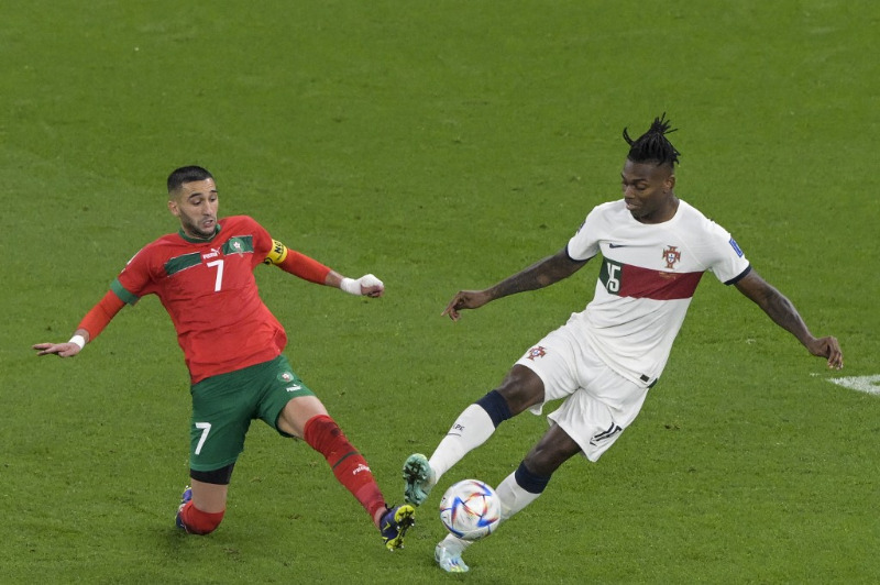 المغرب يحقق أعظم إنجاز في تاريخ الكرة العربية ويتاهل الى النصف نهائي بعد فوزه على البرتغال