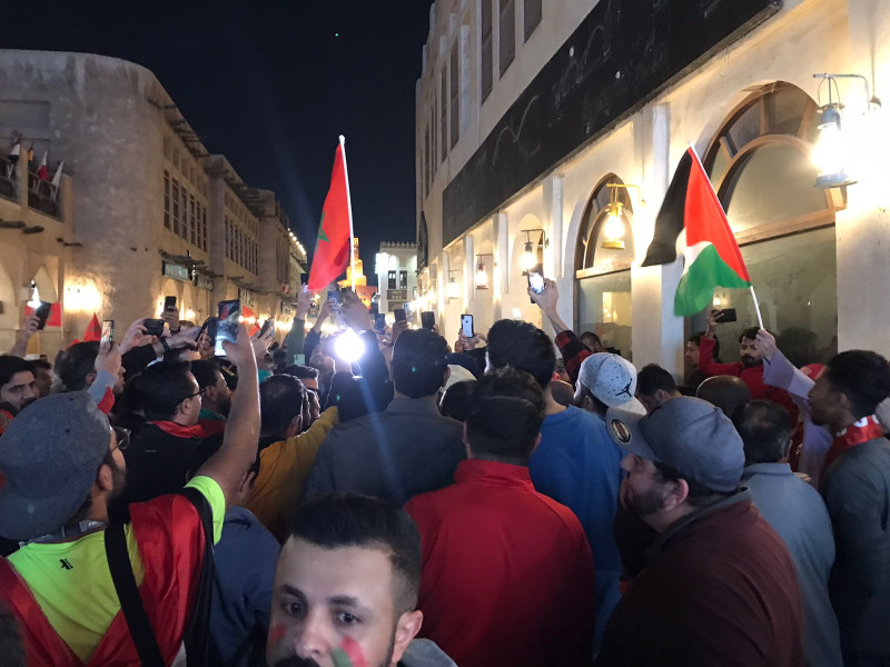 بالفيديو.. الاحتفالات تعم الدوحة بتأهل المغرب إلى النصف نهائي