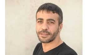 دخول الأسير ناصر أبو حميد في غيبوبة ونقله إلى مستشفى "أساف هروفيه"