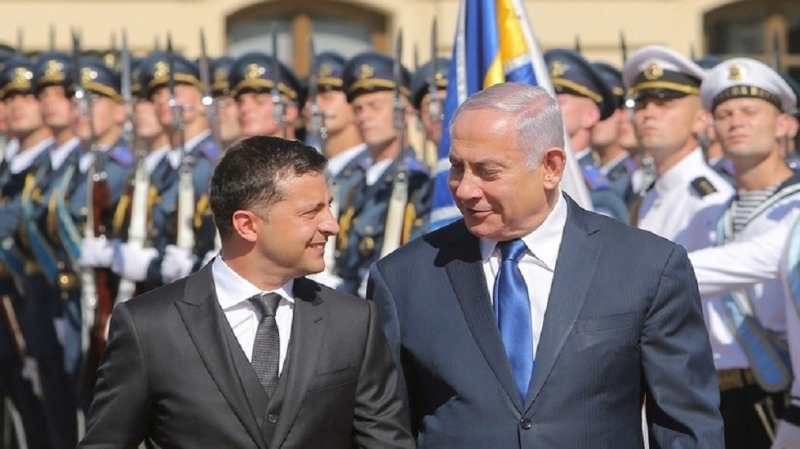 صحفي إسرائيلي يكشف شرط زيلينسكي مقابل تصويت أوكرانيا ضد قرار خاص بفلسطين