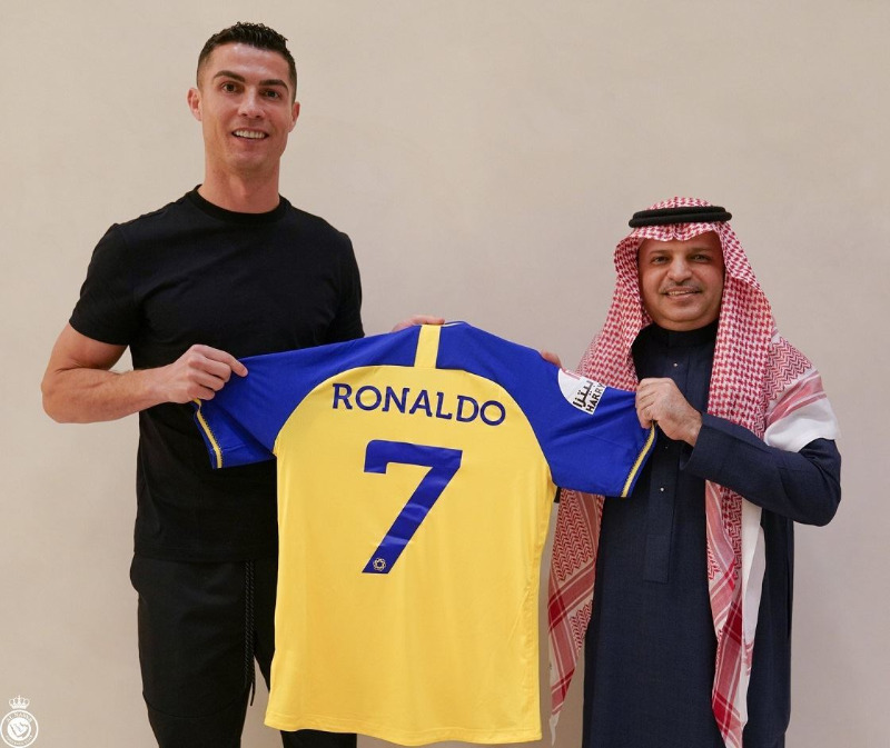 بالفيديو.. رونالدو لجماهير النصر: أراكم قريباً