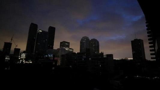 بعد إنقطاعها… عودة الكهرباء إلى تورونتو