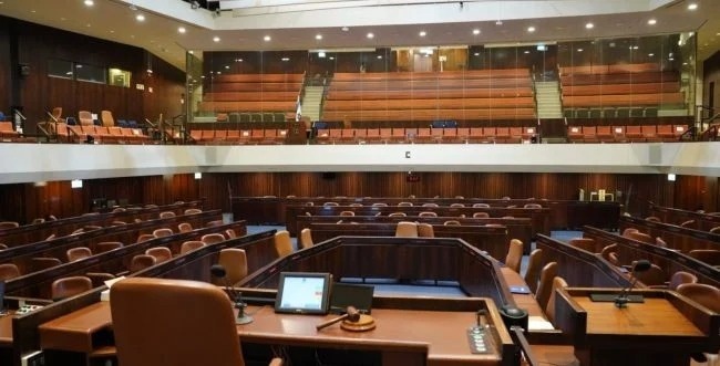 "إسرائيل" تصادق على تمديد قانون الأبارتهايد لـ 5 سنوات