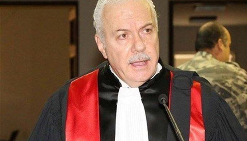 بالصورة.. طلب من عويدات للأمن العام بمنع البيطار من السّفر