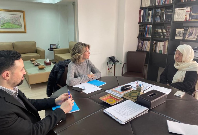 بهية الحريري تلتقي الممثل الإقليمي للـ"UNEP" ومسؤولة التربية في المكتب الإقليمي للـ"UNESCO"