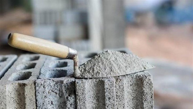 وزارة الصناعة حددت سعر طن الترابة السوداء.. كم بلغ؟