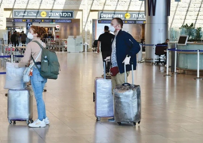بلجيكيان يتركان طفلهما في "مطار بن غوريون" والسبب!