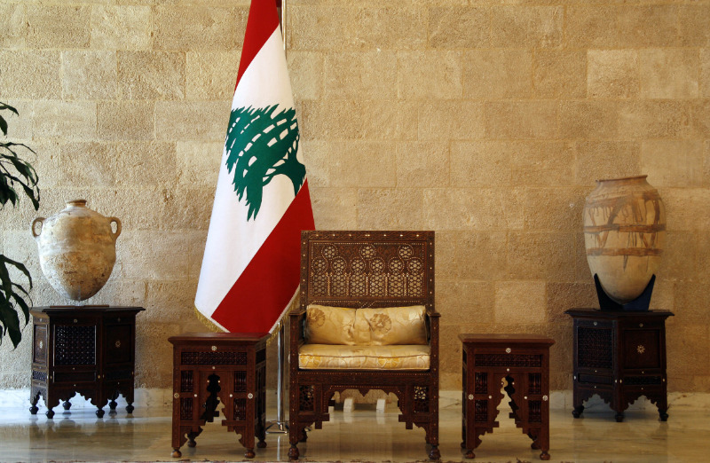 من هو الحاكم الفعلي؟