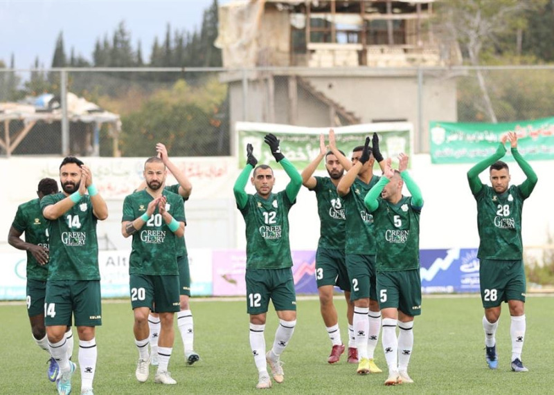 الانصار احتفظ بالصدارة امام العهد في بطولة لبنان لكرة القدم
