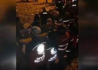 إنقاذ طفل من تحت أنقاض منزله بعد 260 ساعة