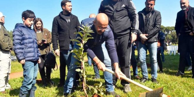 وزير البيئة يطلق حملة “المليون شجرة” التزاماً بمساهمة لبنان حول تغيّر المناخ
