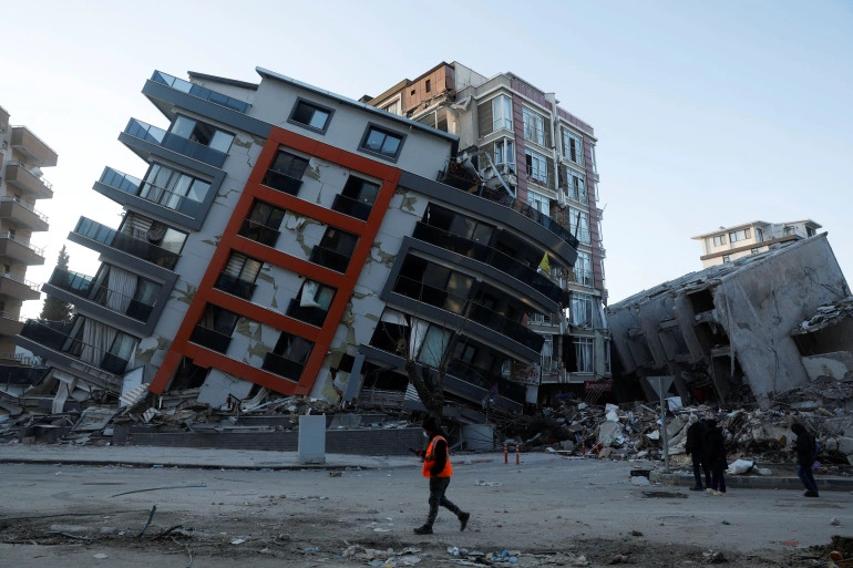 عدد الضحايا جراء زلزال تركيا تخطى الـ50 ألفا!